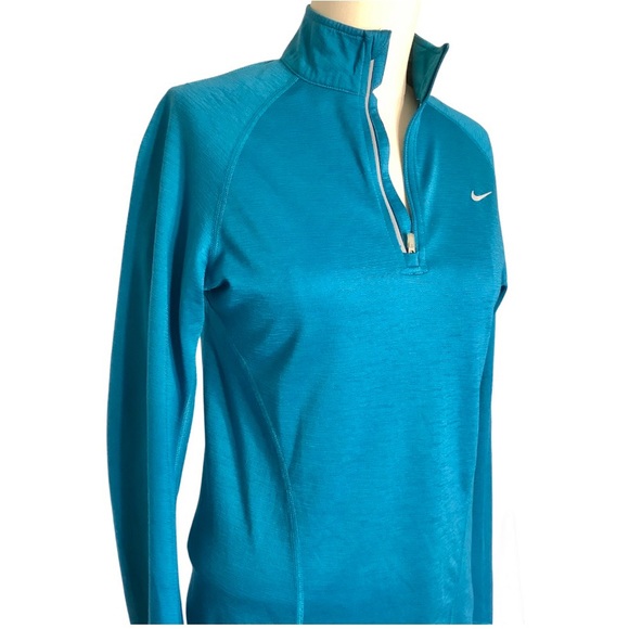 Nike Dri-fit 1/4 Zip Pullover - Picture 2 of 8